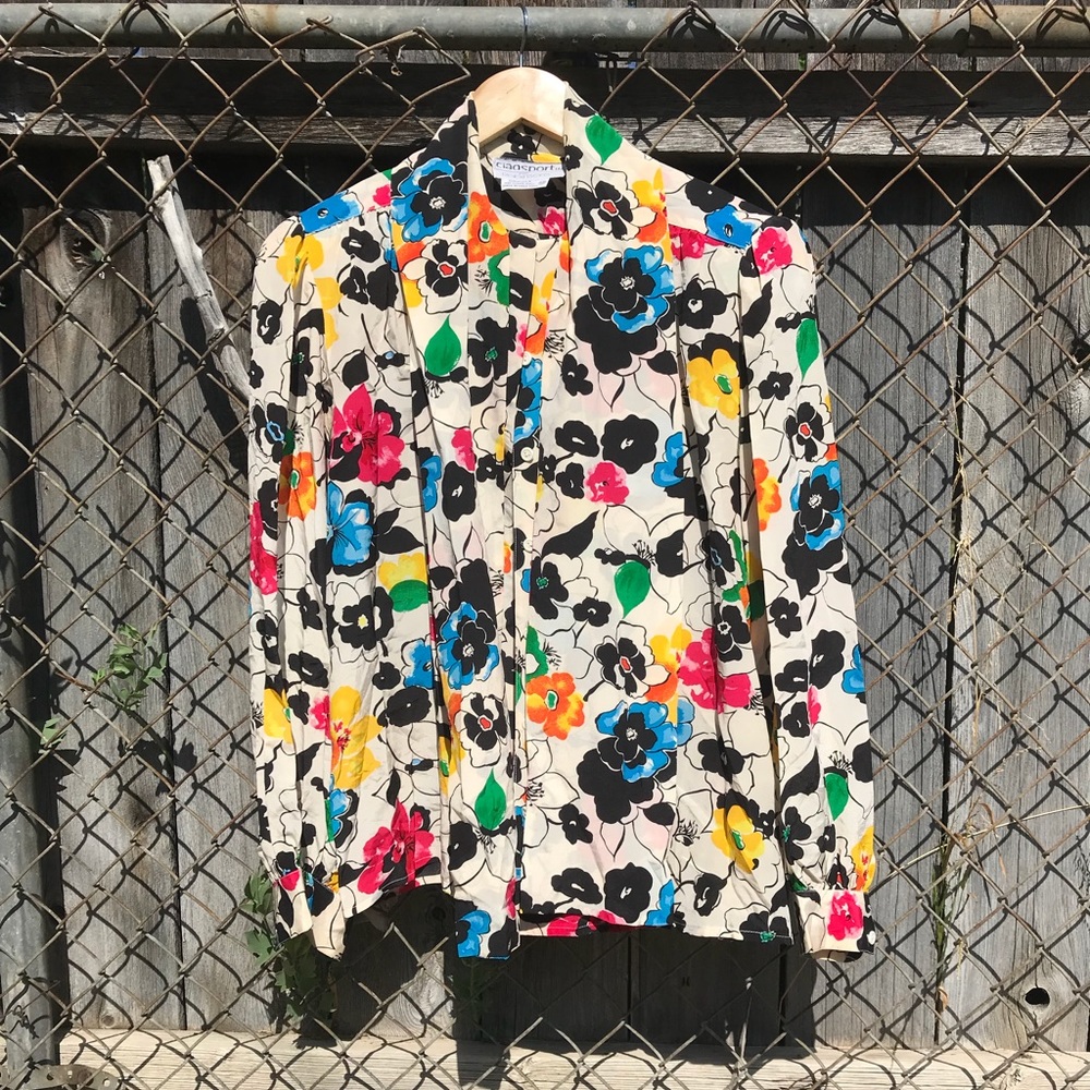 ⛔️SOLD⛔️Vintage Floral Bow-Neck Silk Blouse